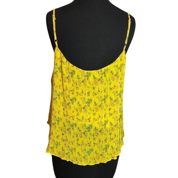 NWT Chelsea & Violet Floral Pleated Cami Top L - Picture 5 of 11